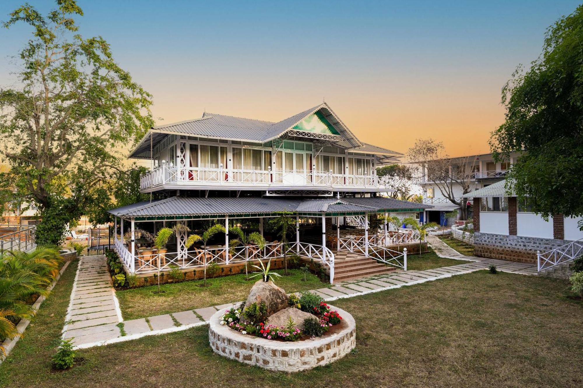 Mgm Whispering Wind'S Yelagiri Hotel Ngoại thất bức ảnh